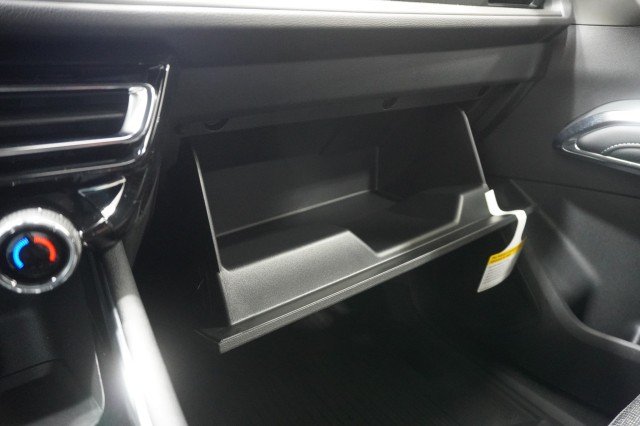 2025 Chevrolet Traverse LT - Photo 37