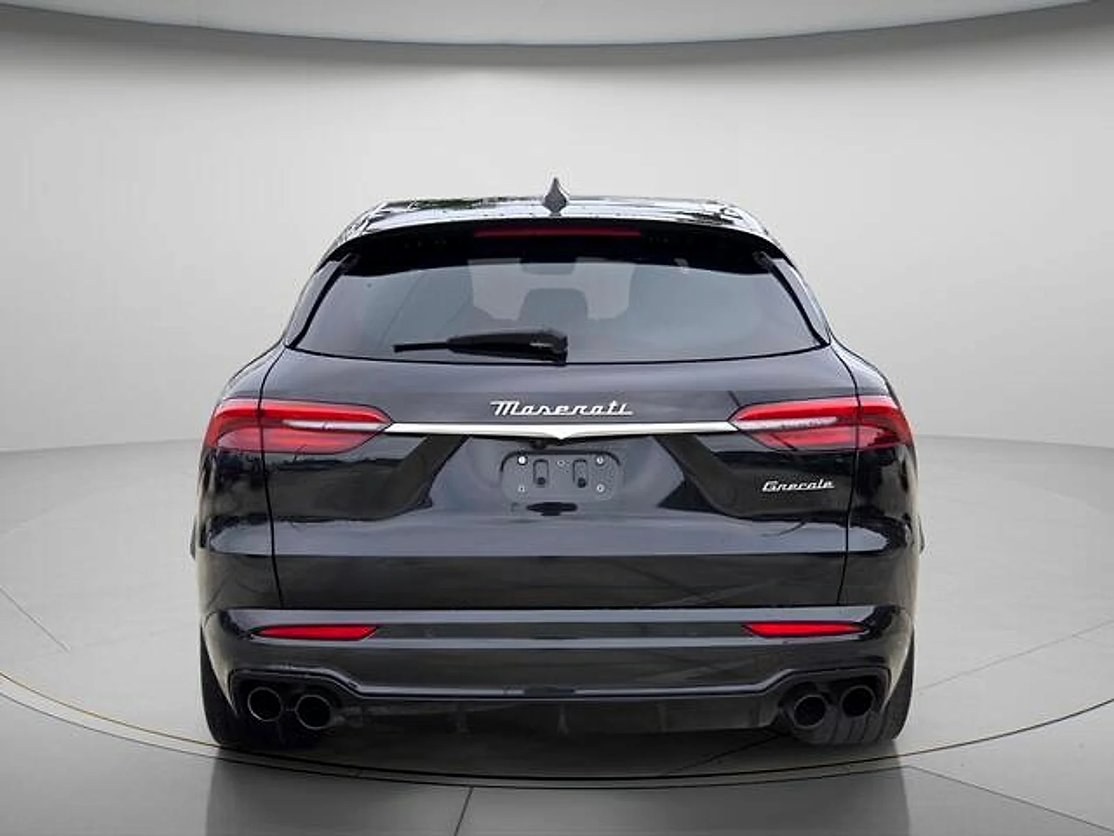 Used 2023  Maserati Modena image 6