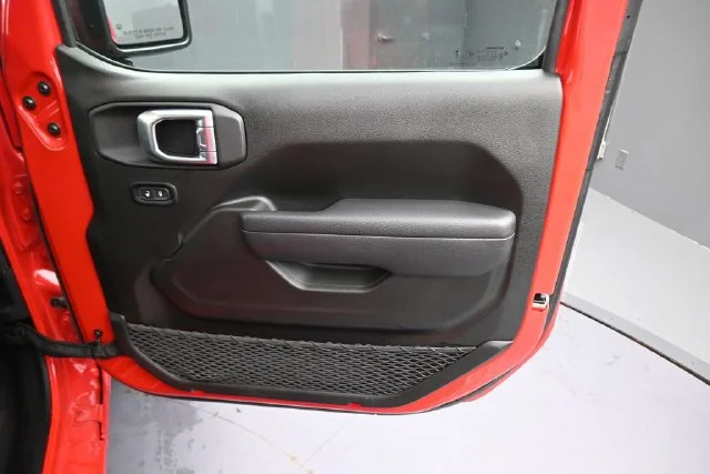 Used 2024 Red Jeep Sport S image 21