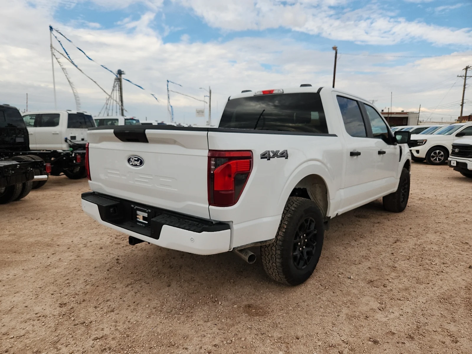 New 2026 Oxford White Ford STX image 7