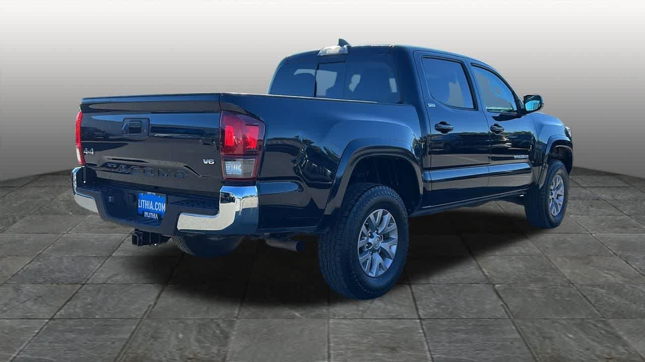 Used 2019 Midnight Black Metallic Toyota SR5 image 5