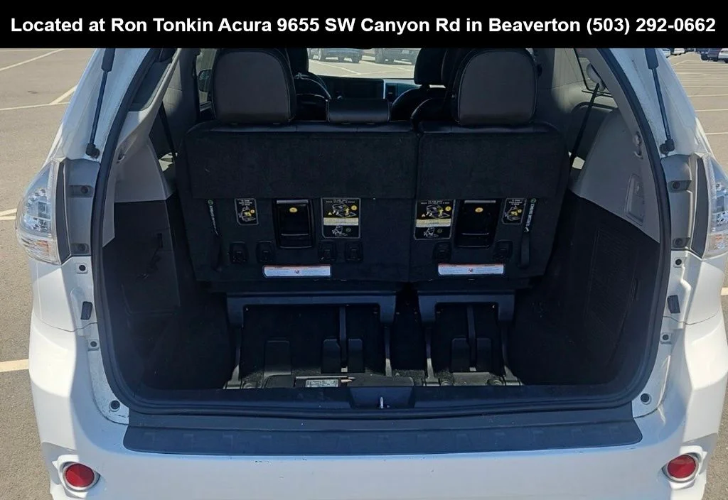 Used 2015 Super White Toyota SE image 13