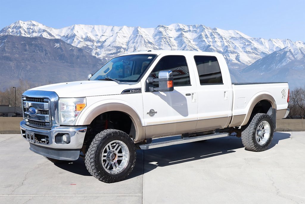 2011 Ford F-250 XL photo 2