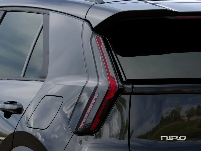 New 2027 Black Kia LX image 11