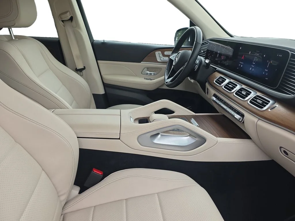 Used 2025  Mercedes-Benz GLE 350 image 24