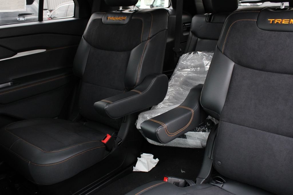 2026 Ford Explorer Tremor - Photo 24