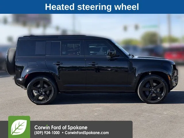 Used 2025  Land Rover X-Dynamic SE image 10