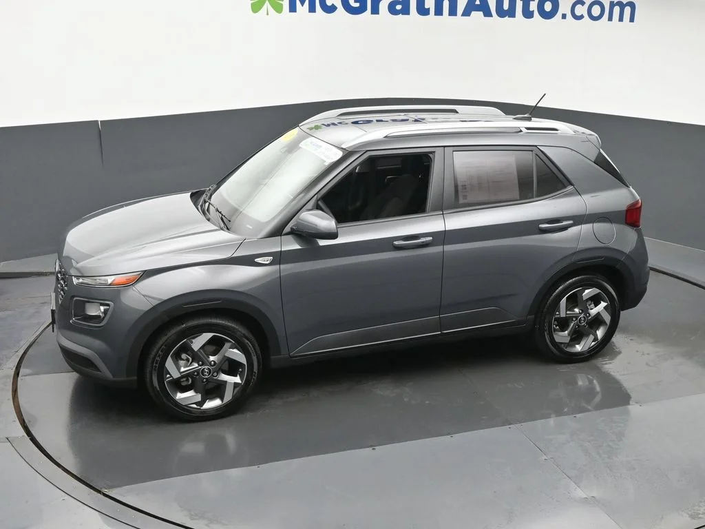 Certified Used 2025 Gray Hyundai SEL image 24