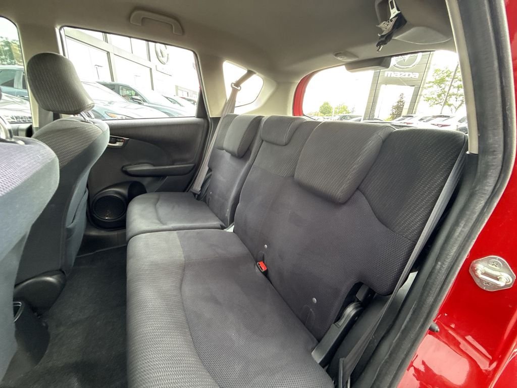 Used 2013  Honda Sport image 21