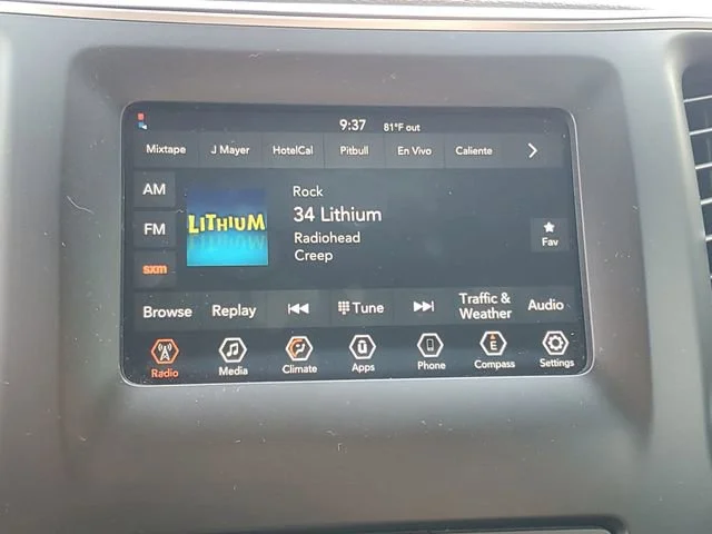 Used 2019 Red Jeep Latitude image 16