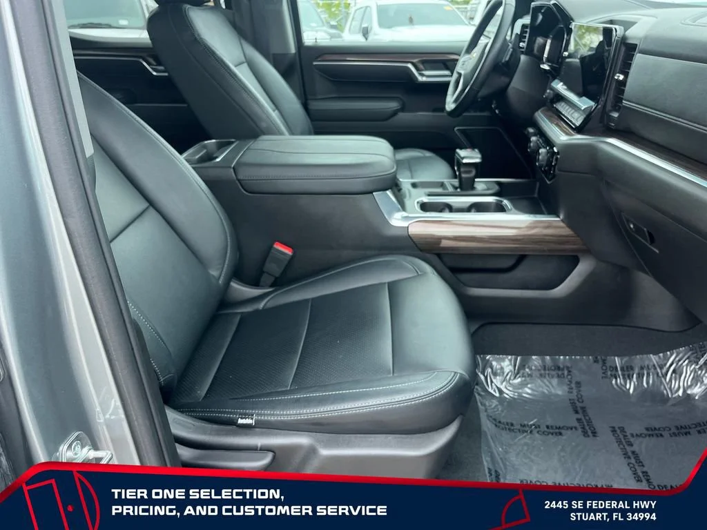 Used 2026 Sterling Gray Metallic Chevrolet LT image 18