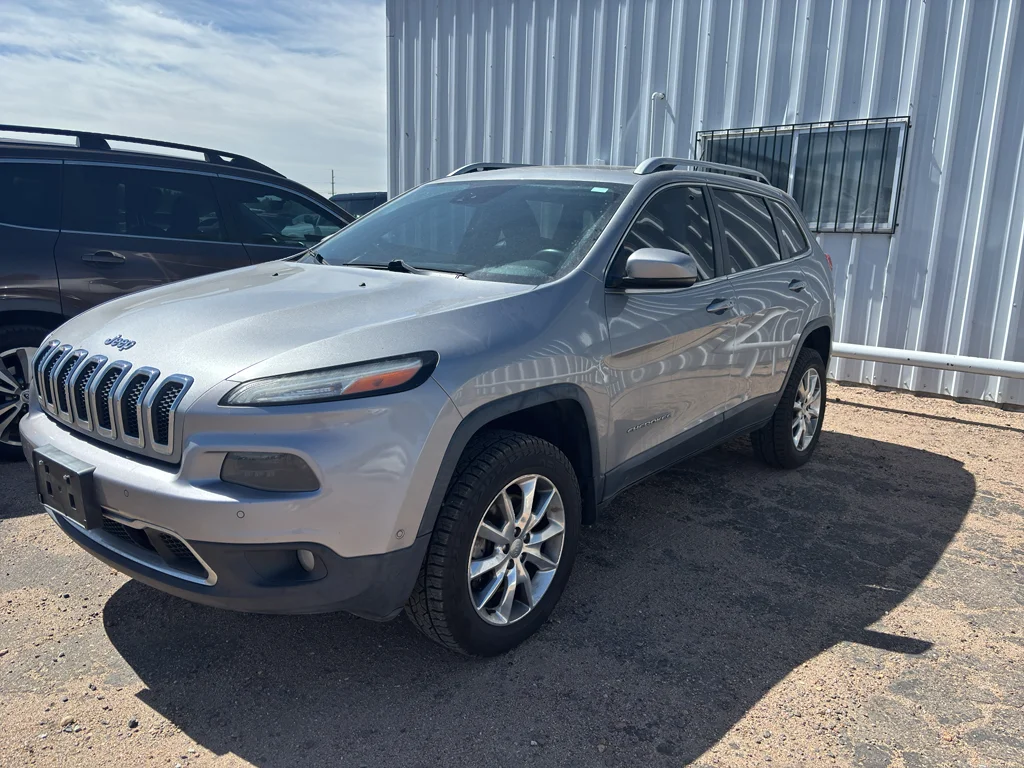 Used 2014 Billet Silver Metallic Clearcoat Jeep Limited image 6