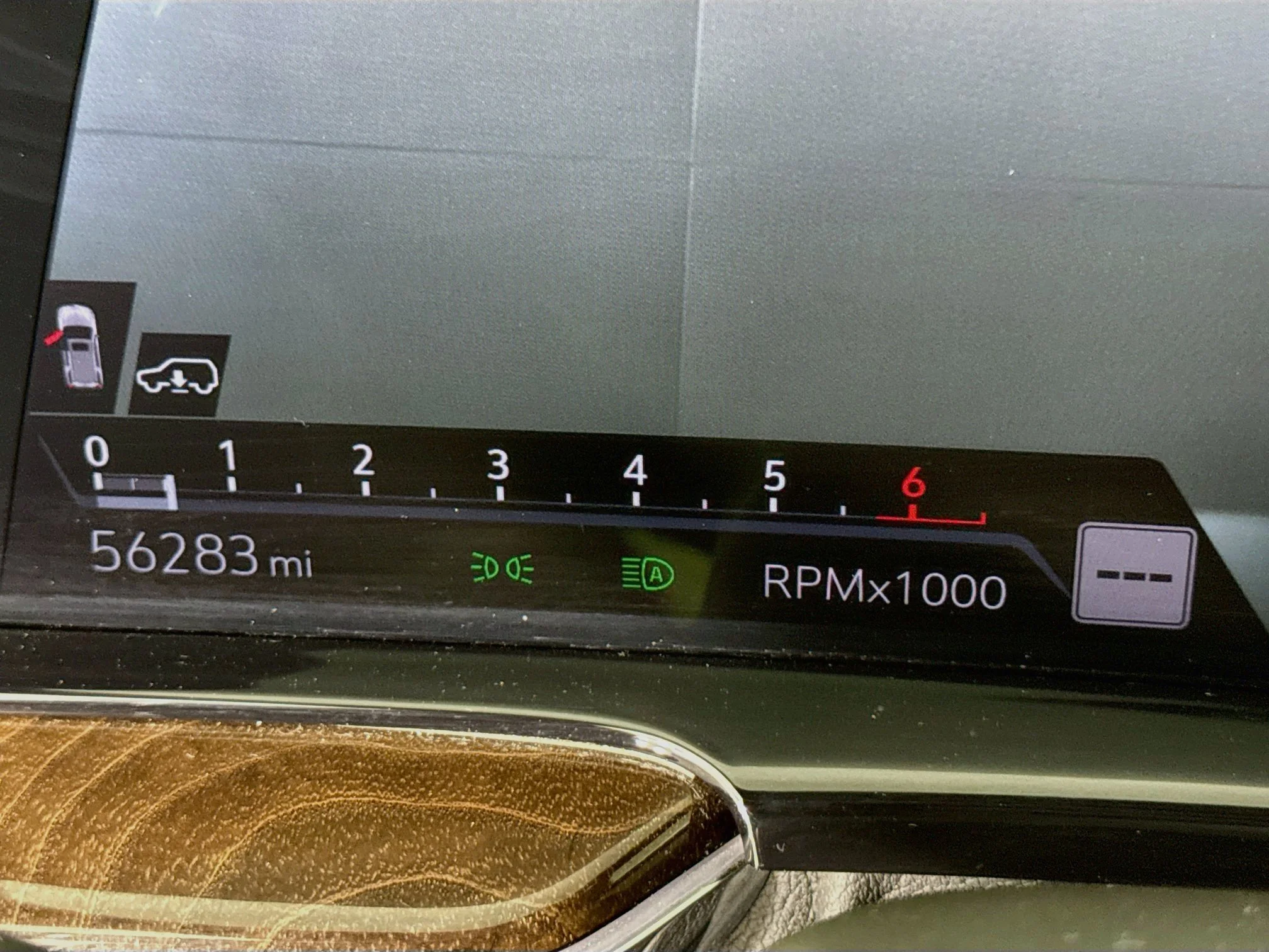 Used 2021 BLACK RAVEN Cadillac Sport Platinum image 14
