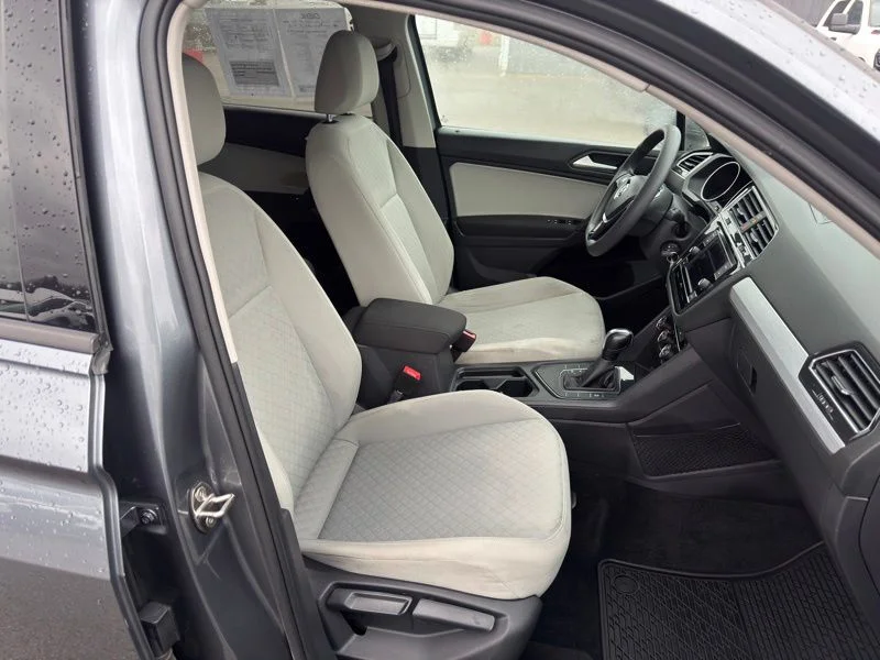 Used 2019 Gray Volkswagen 2.0T S image 29