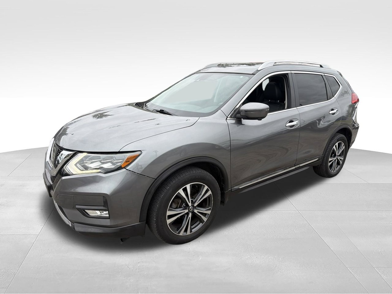 2017 Nissan Rogue SL AWD photo