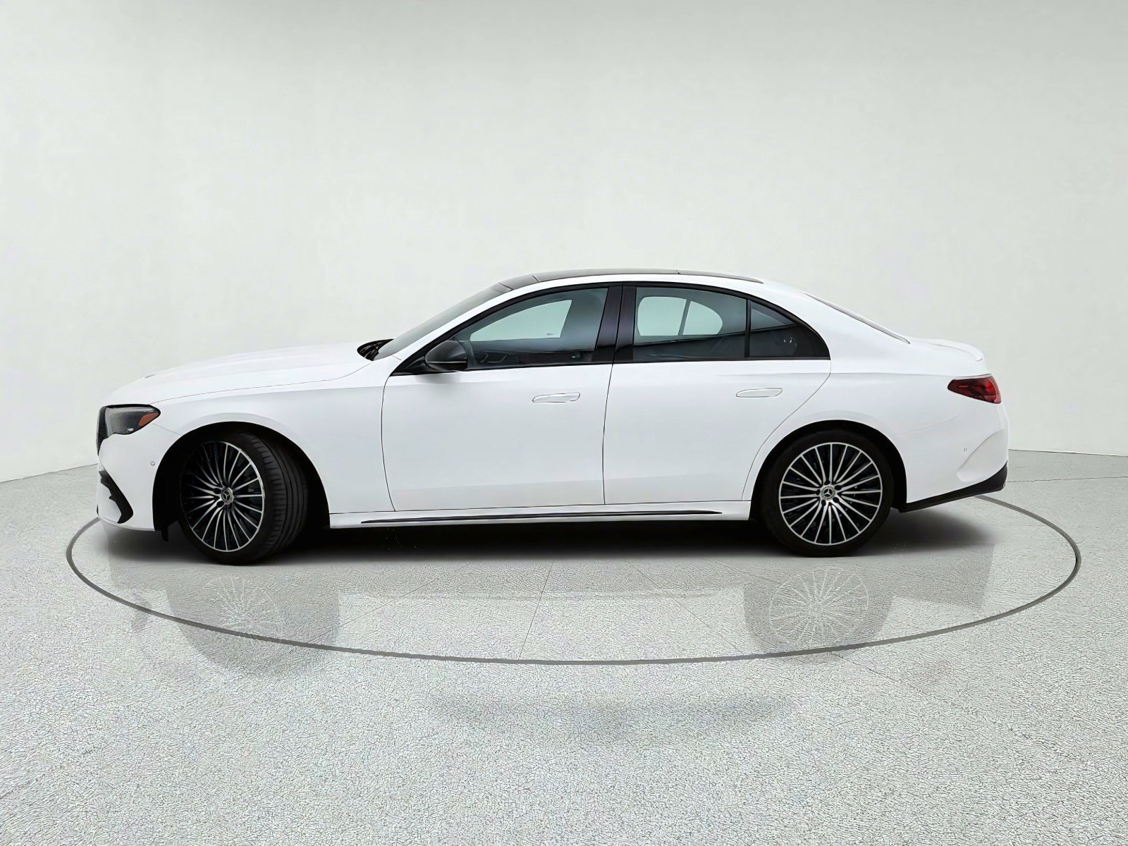 Certified Used 2026 Polar White Mercedes-Benz E 350 image 14