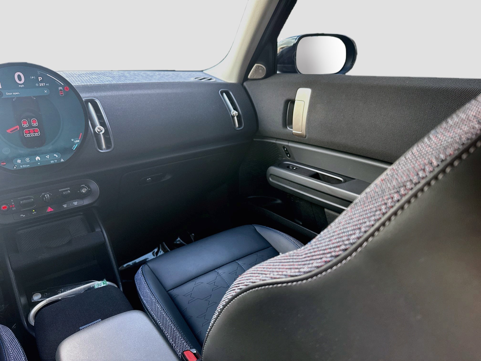 Used 2025 Midnight Black MINI S image 18
