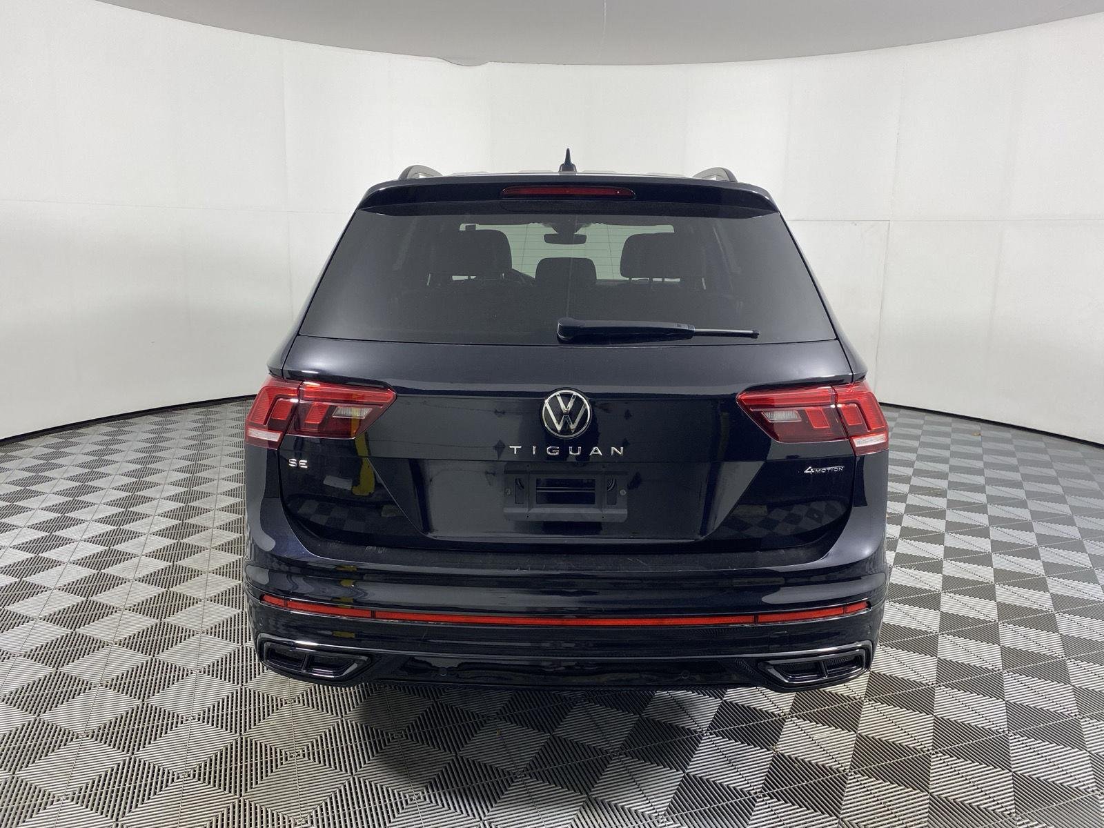 Used 2024 Deep Black Pearl Volkswagen SE R-Line Black image 13