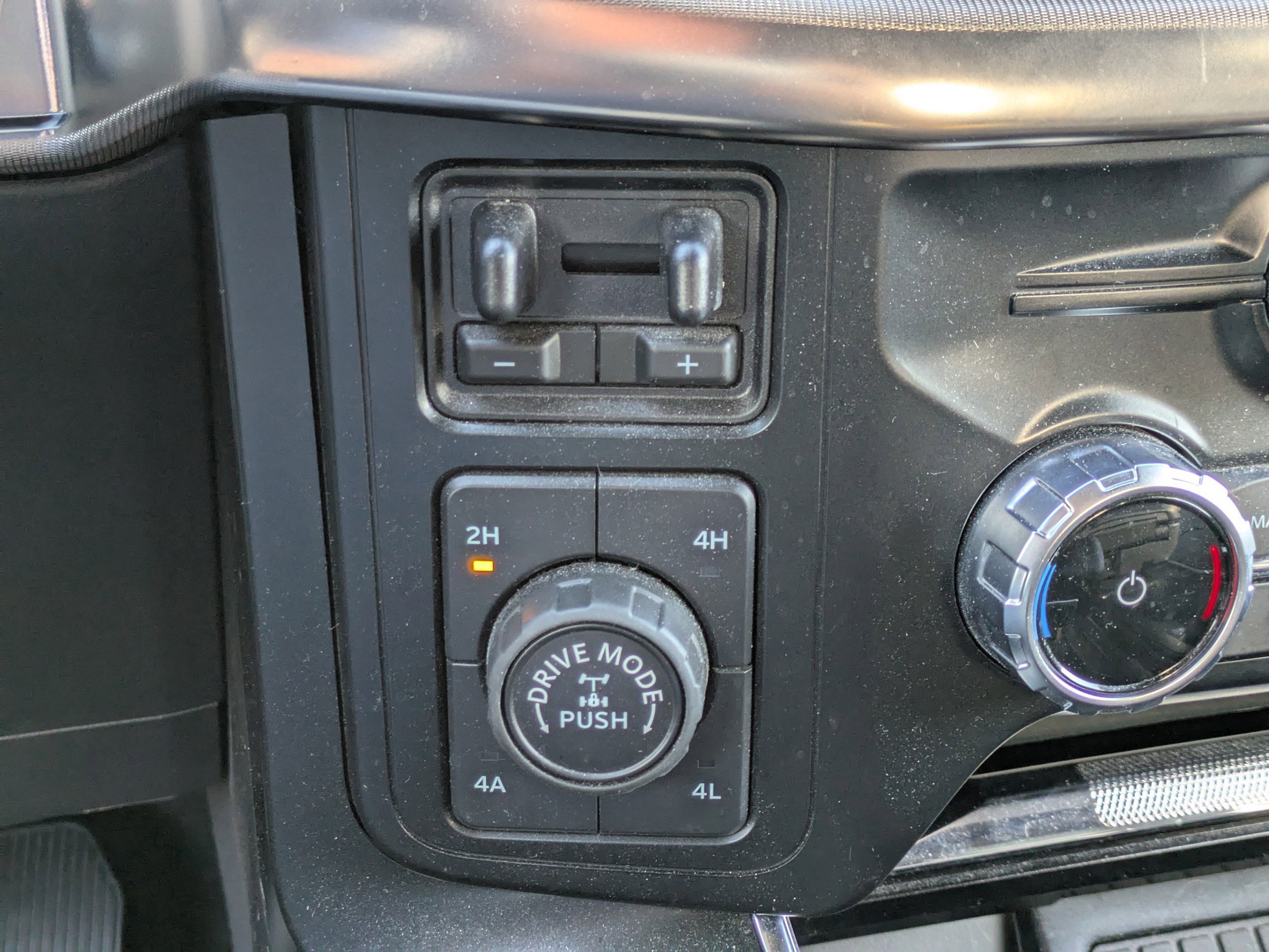 Used 2023  Ford Raptor image 28