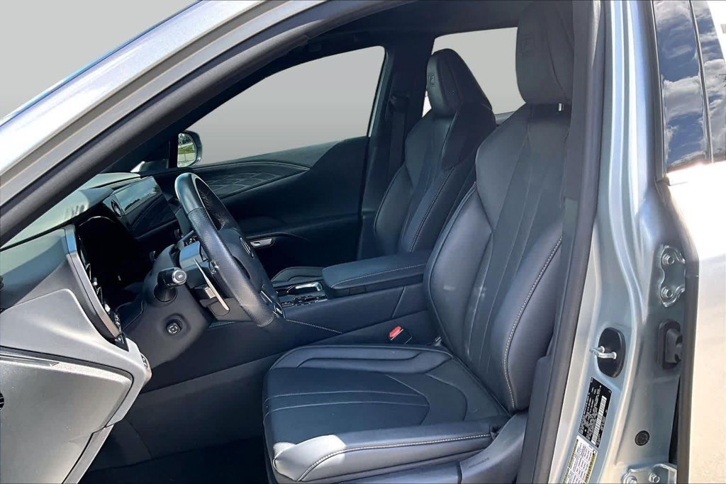 Used 2024 Silver Lexus 350 F Sport Handling image 8