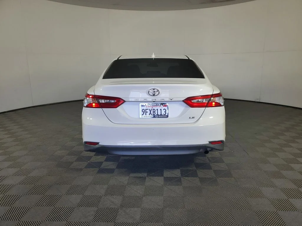 Used 2020 White Toyota LE image 5