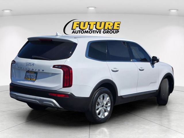 Used 2022 White Kia LX image 4
