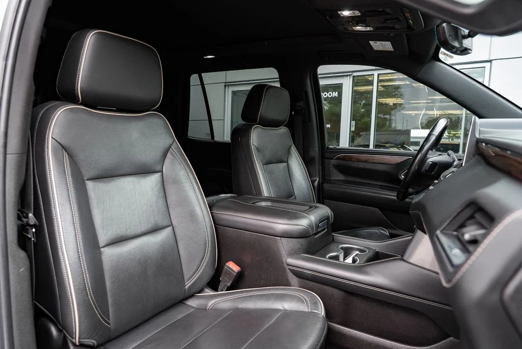 Used 2021 Gray Chevrolet Premier image 29