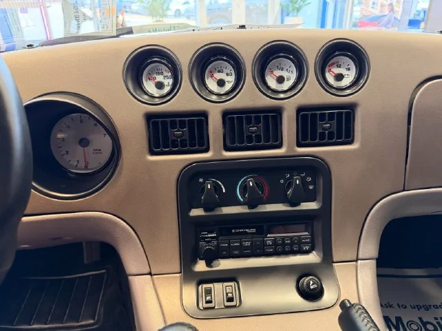 Used 1994 Black Dodge RT/10 image 24