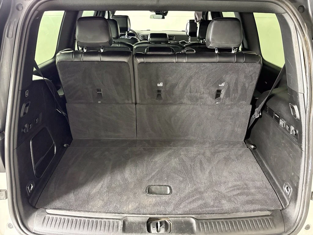 Used 2024 White Jeep Series II image 37