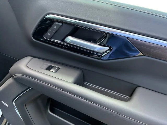 New 2026 Polar White Tricoat Chevrolet Premier image 14