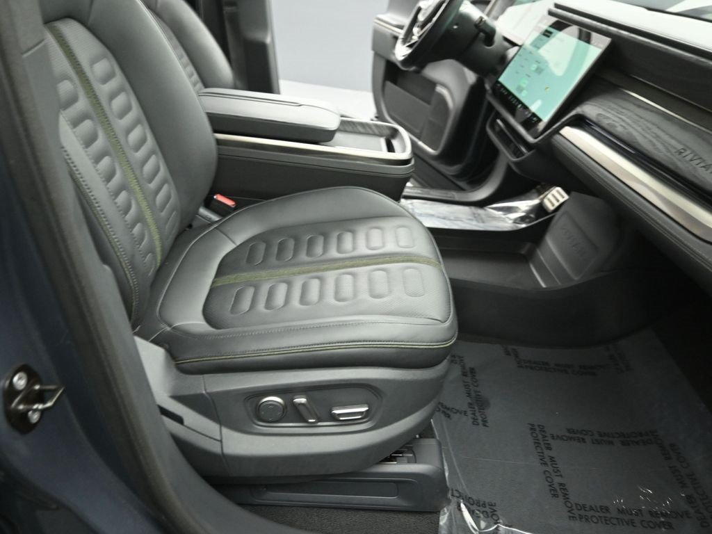 2022 RIVIAN R1T - Image 23