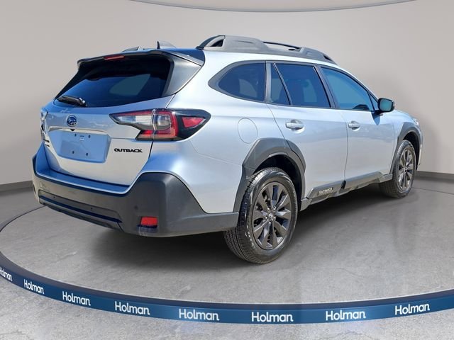 Used 2025 Silver Subaru Onyx Edition image 6