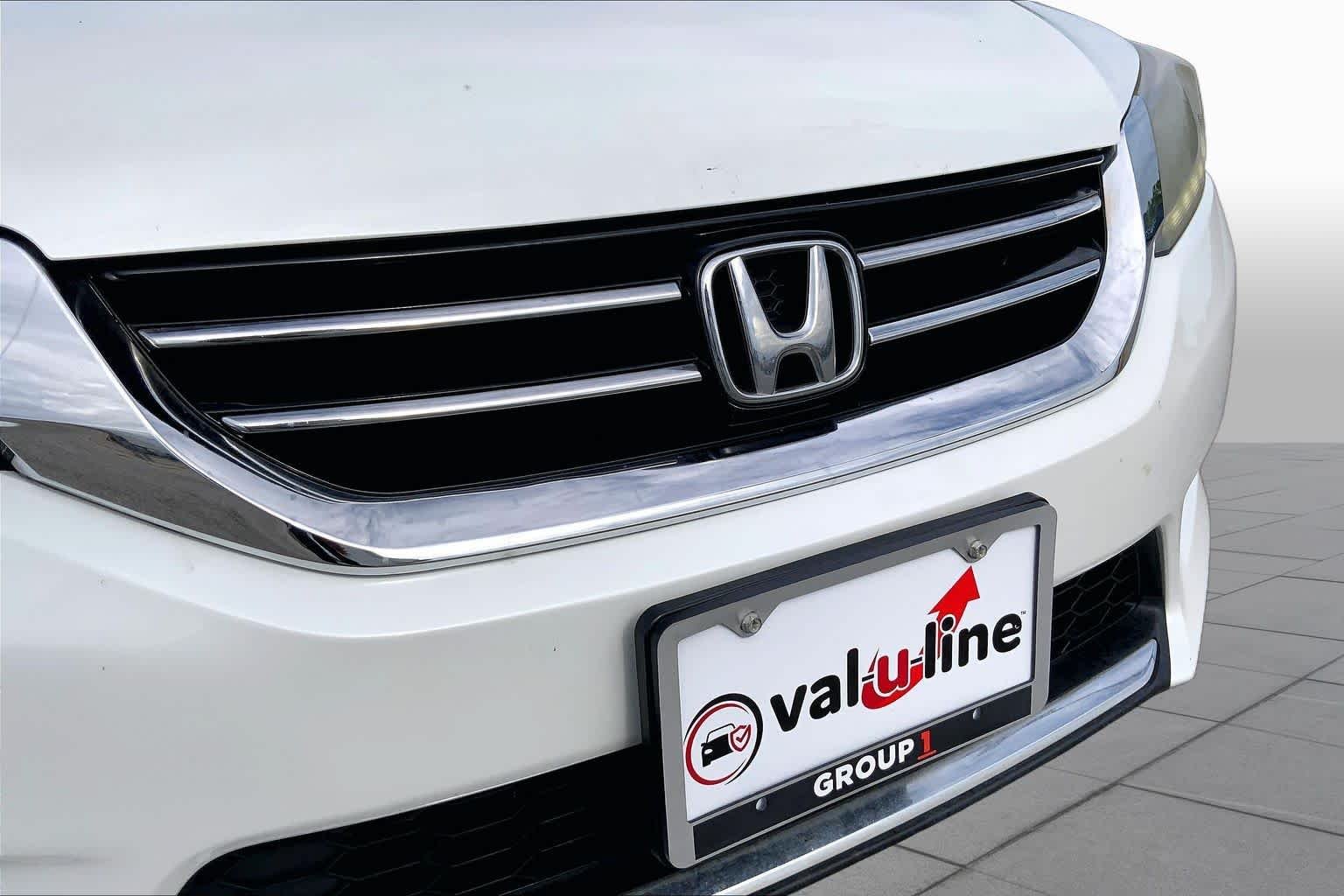 Used 2015  Honda  image 29