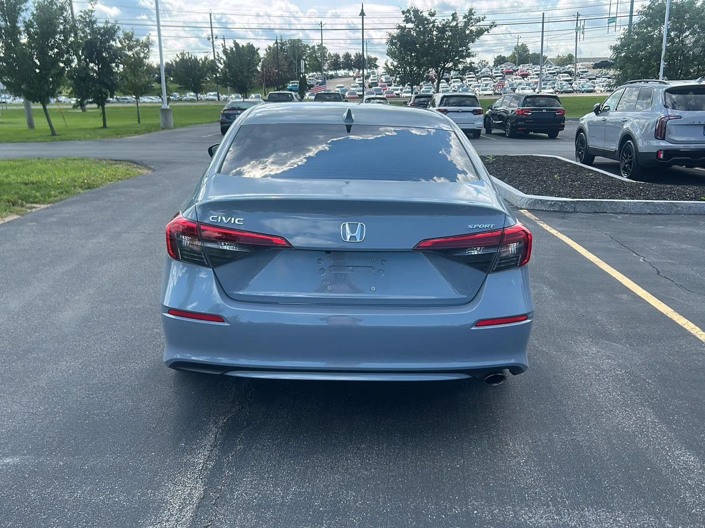 Used 2024 Sonic Gray Pearl Honda Sport image 4