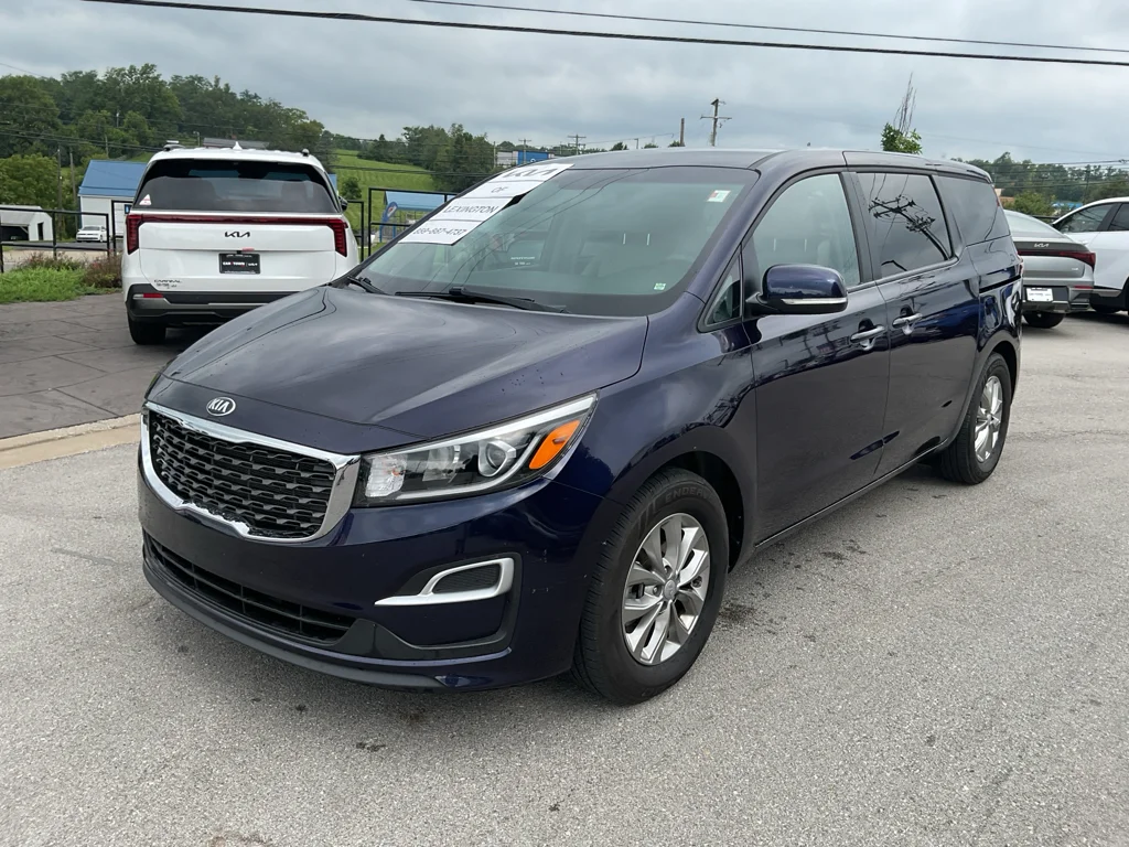 Used 2021 Celestial Blue Kia LX image 4