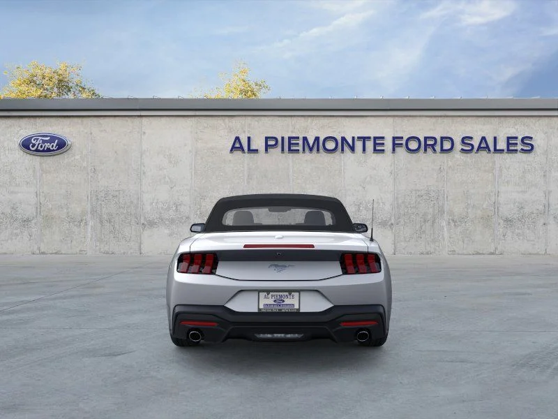 2025 Ford Mustang EcoBoost Convertible - Photo 27