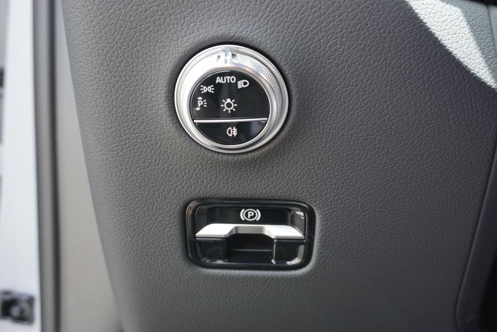2025 Mercedes-Benz GLC Base - Photo 31