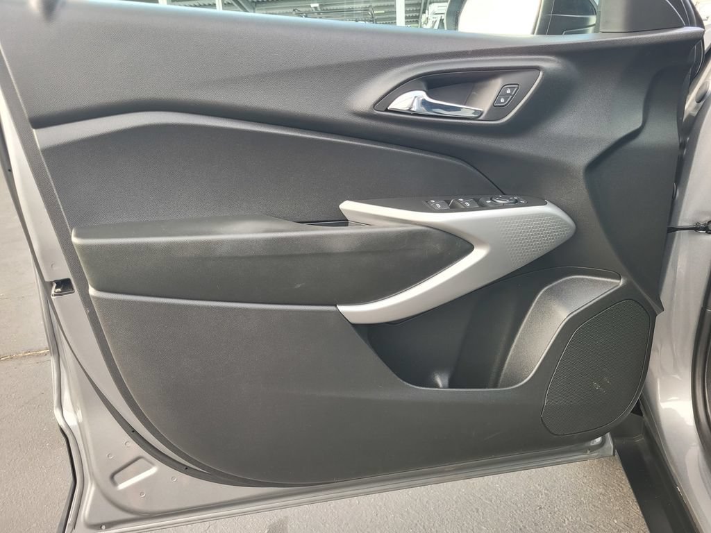 2024 Chevrolet Trax RS - Photo 20