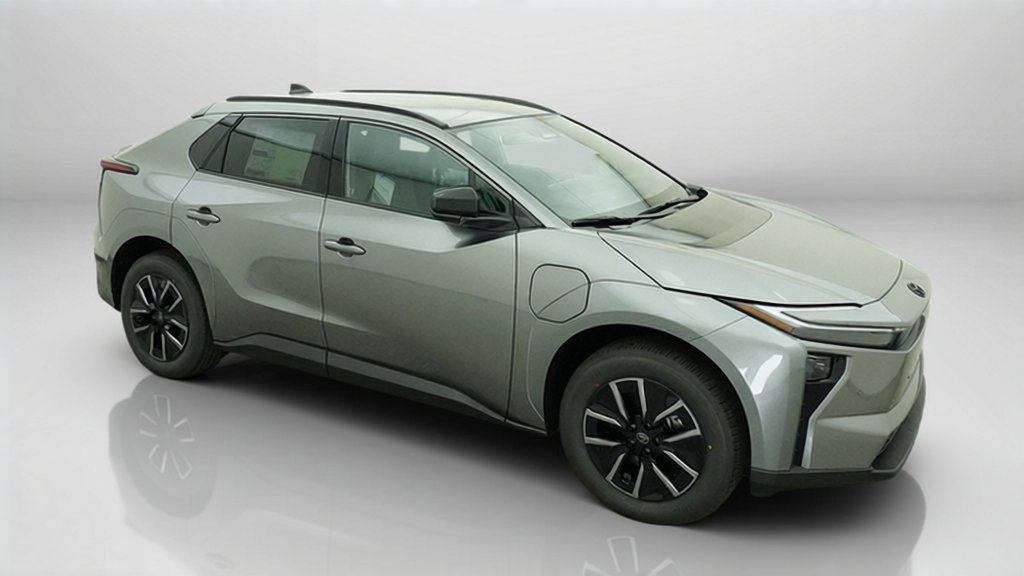 New 2026 Heavy Metal Toyota XLE image 21