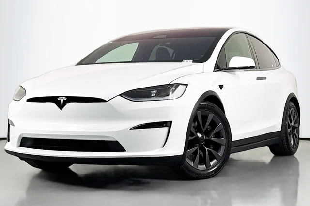 2023 Tesla Model X Standard Range
