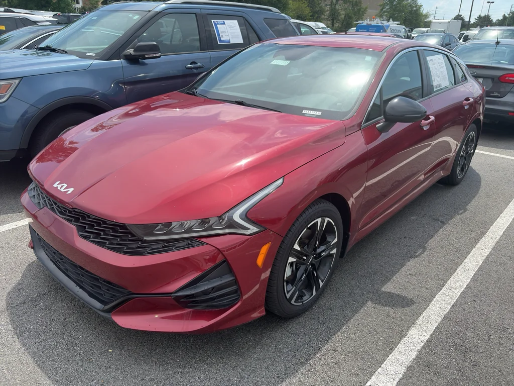 Used 2022 Passion Red Kia GT-Line image 2