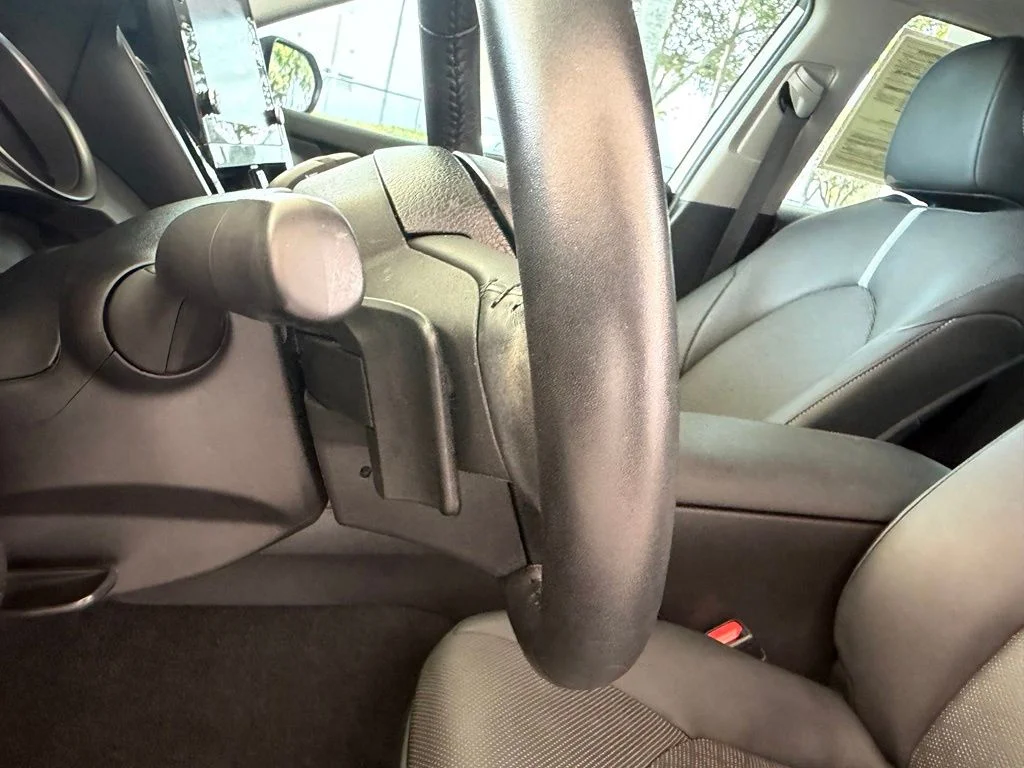 Used 2022 Beige Toyota XSE V6 image 40