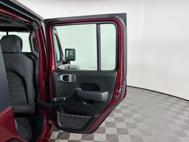 Used 2022 Red Jeep Unlimited Sport image 42