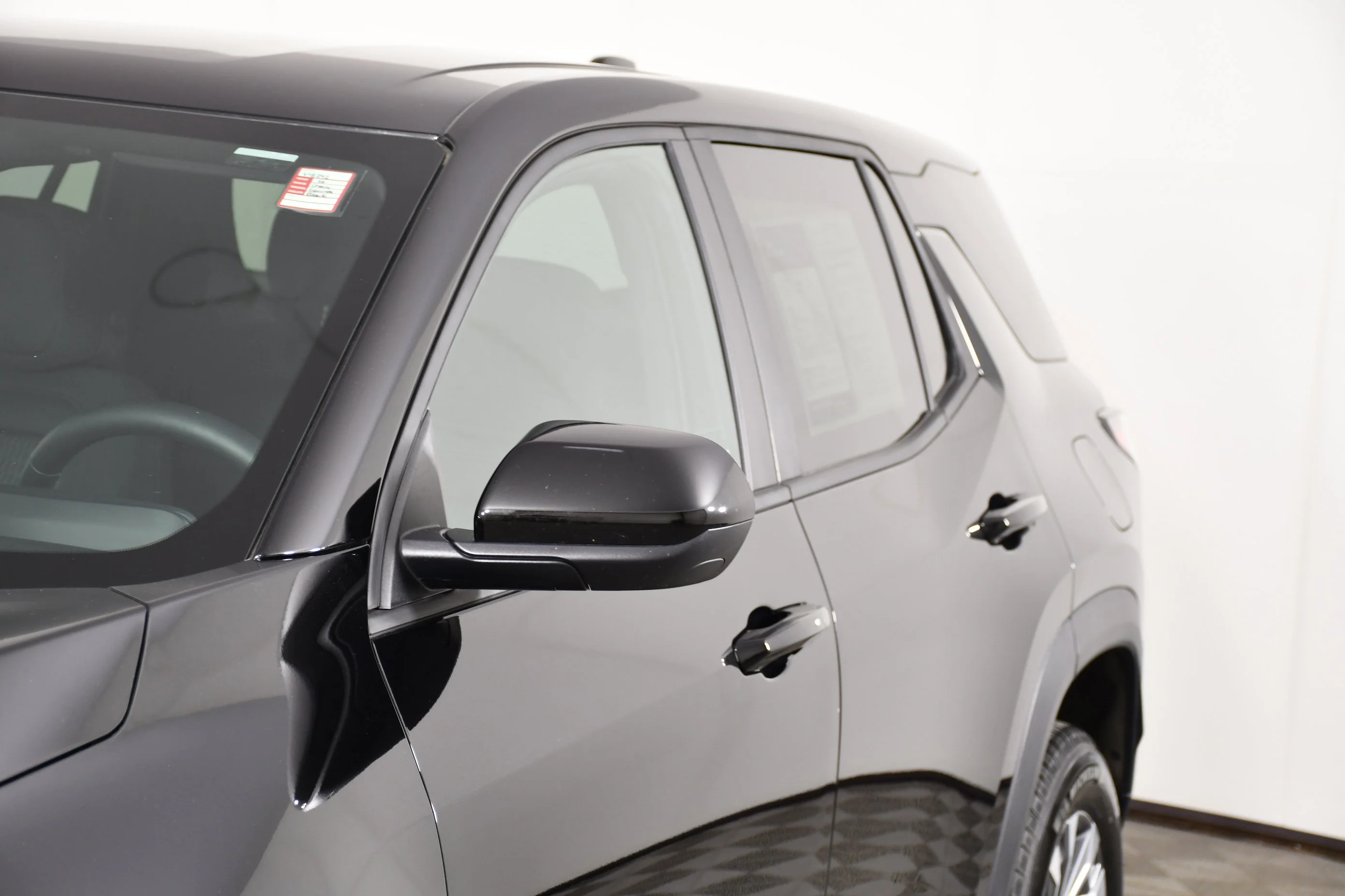 Used 2026 Mosaic Black Metallic Chevrolet AWD LT image 13