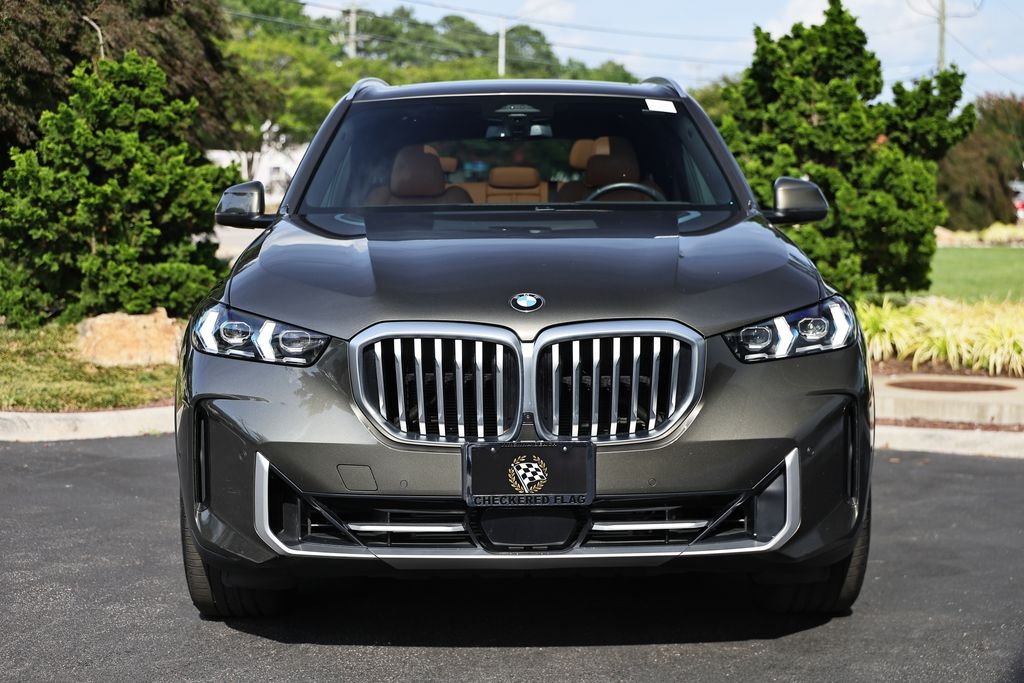 Used 2024 Manhattan Green Metallic BMW xDrive40i image 13