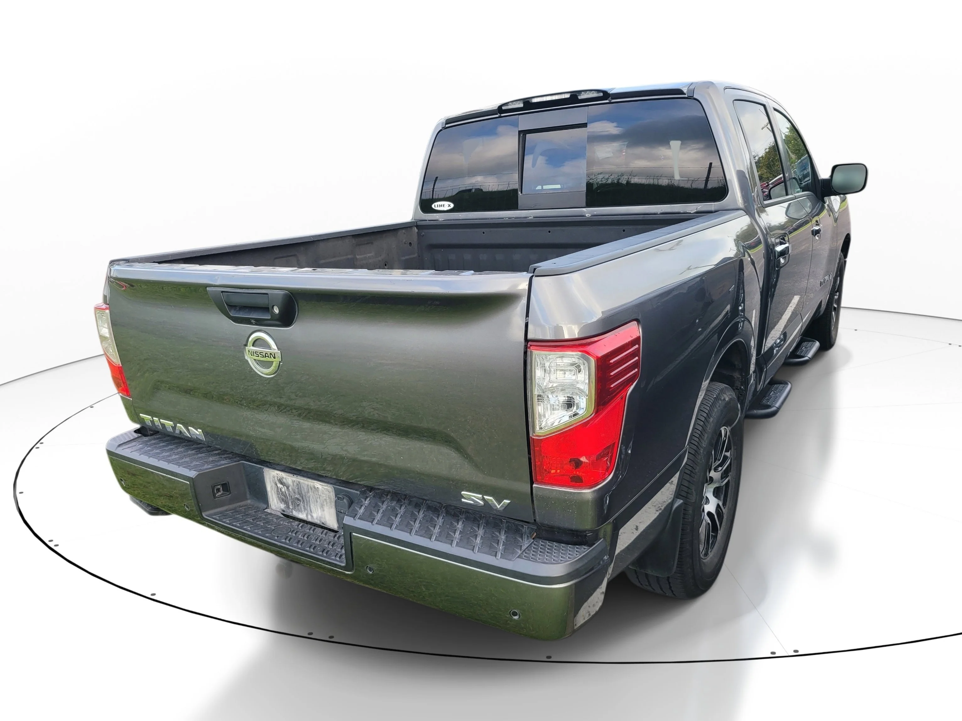 Used 2021 Gun Metallic Nissan SV image 4