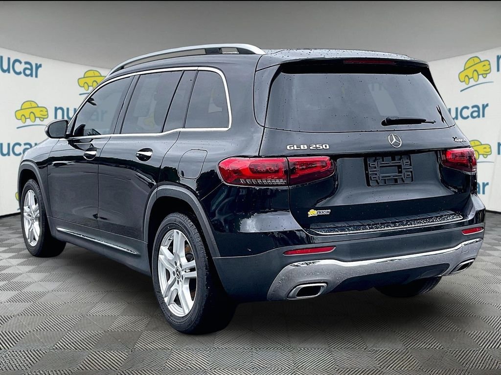 Used 2020 Cosmos Black Metallic Mercedes-Benz GLB 250 image 4