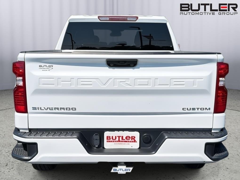Used 2025 Summit White Chevrolet Custom image 5