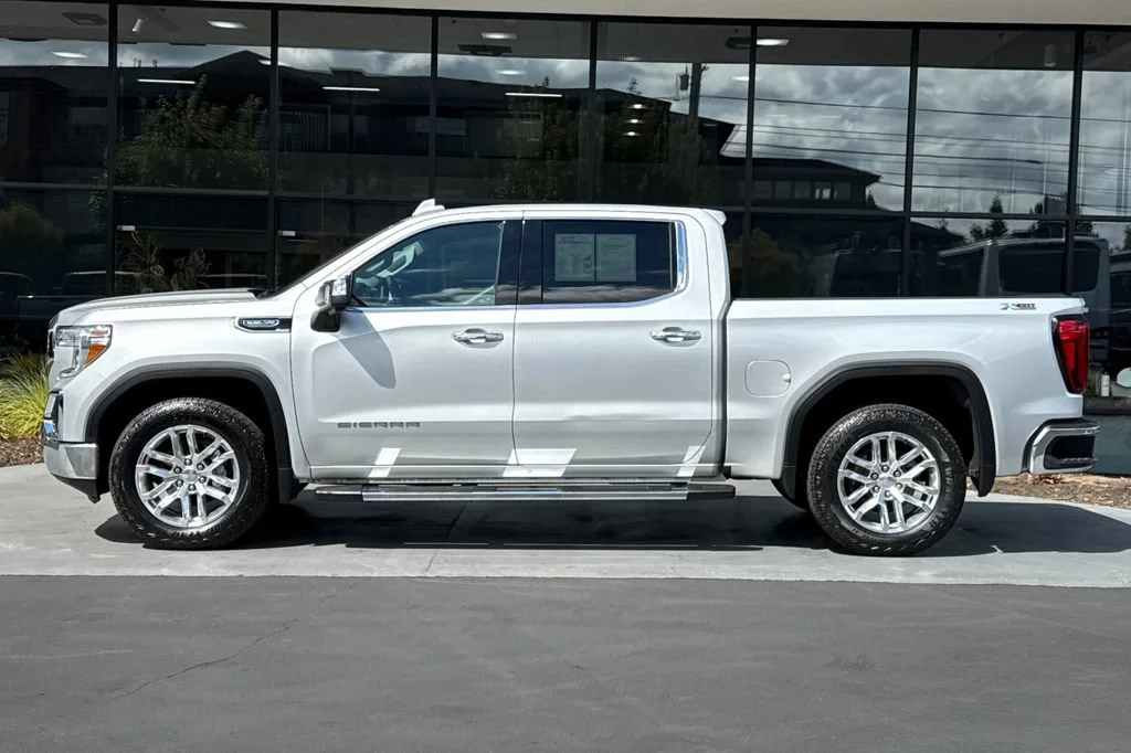 Used 2021 QUICKSILVER METALLIC GMC SLT image 7