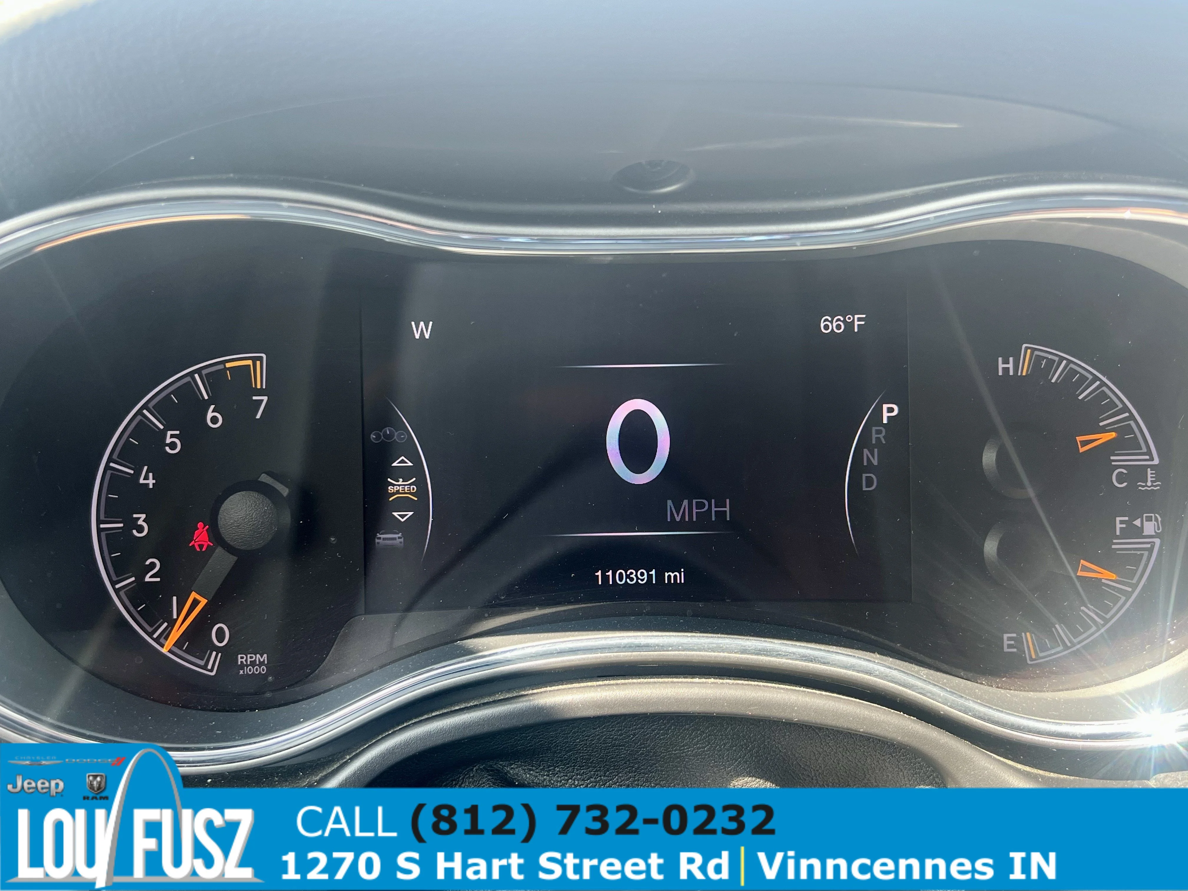 Used 2018 Diamond Black Crystal Pearlcoat Jeep Limited image 10